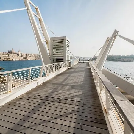 3br Family Apt In A Great Location Side Seaviews Apartamento