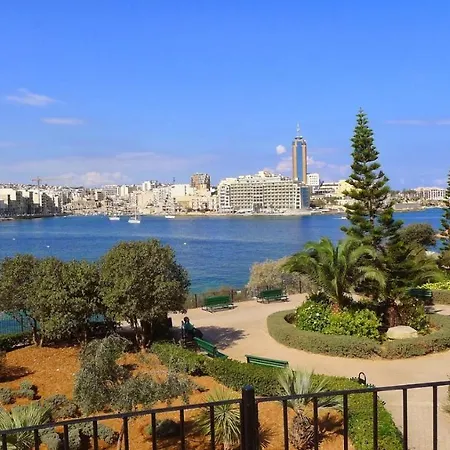 3br Family Apt In A Great Location Side Seaviews Apartment Sliema