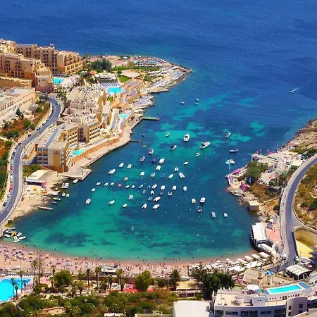 3br Family Apt In A Great Location Side Seaviews Apartamento