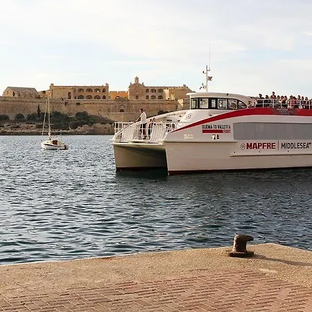 3br Family Apt In A Great Location Side Seaviews Sliema